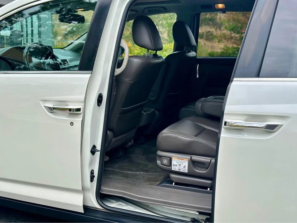 2015 Honda Odyssey - Image 13 of 20