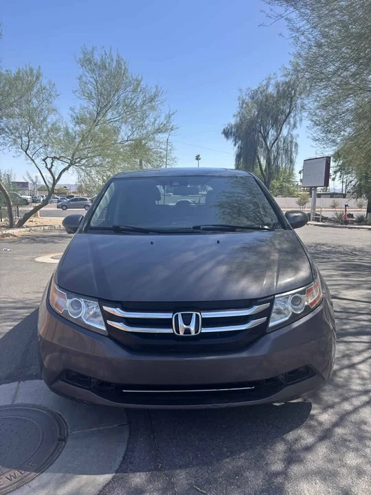 2015 Honda Odyssey - Image 2 of 12