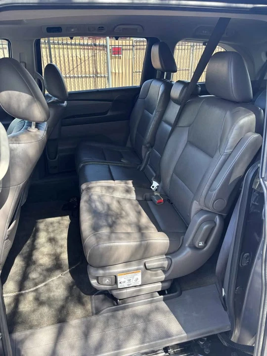 2015 Honda Odyssey - Image 10 of 12