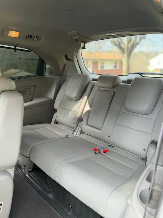 2015 Honda Odyssey - Image 13 of 17