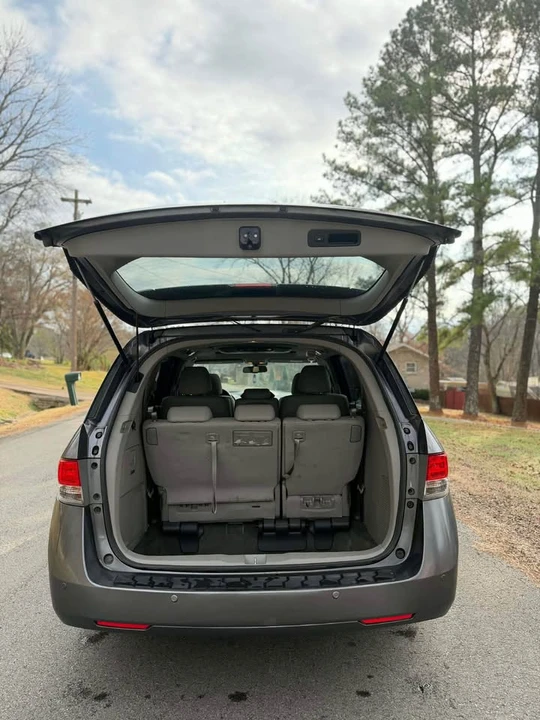 2015 Honda Odyssey - Image 9 of 17