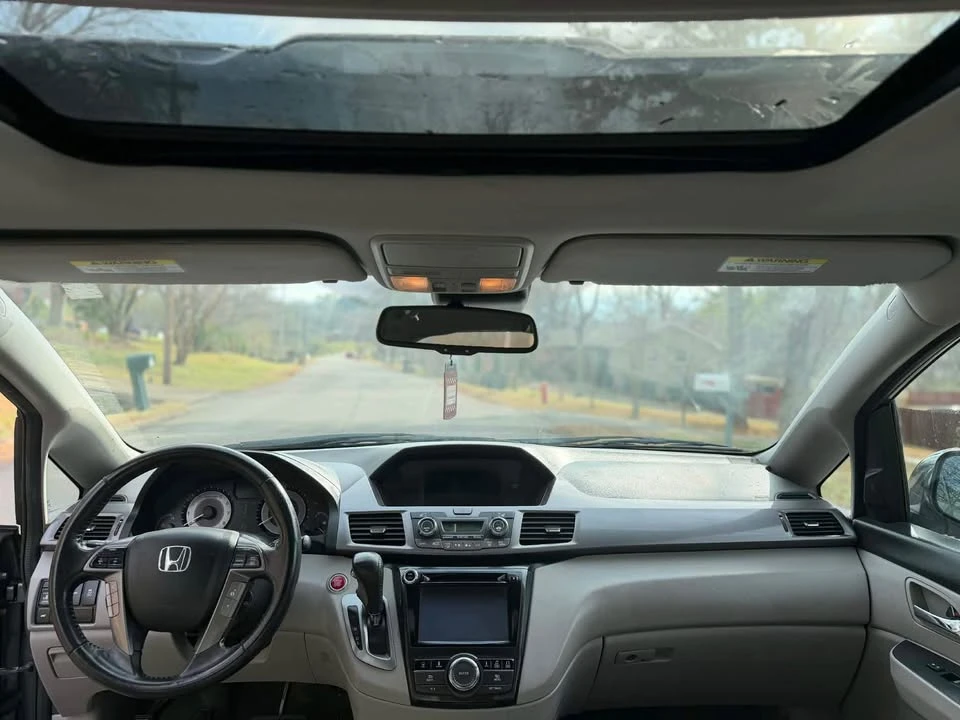 2015 Honda Odyssey - Image 6 of 17