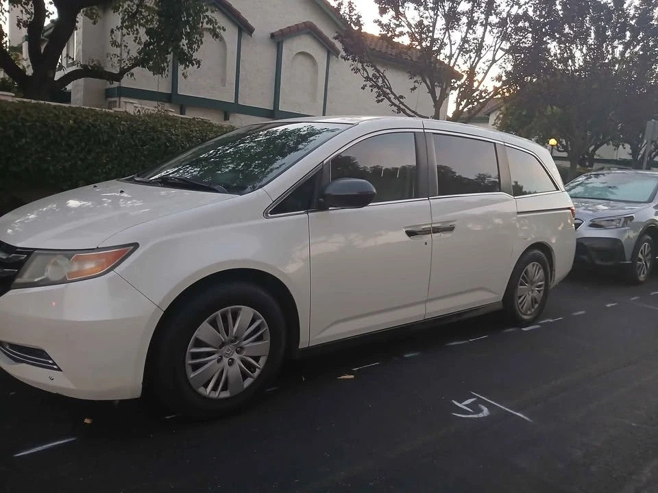 2015 Honda Odyssey - Image 4 of 7