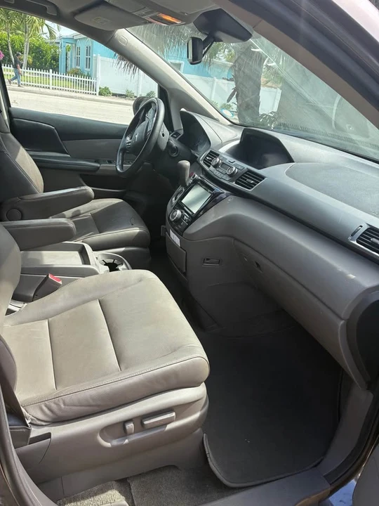 2015 Honda Odyssey - Image 12 of 13