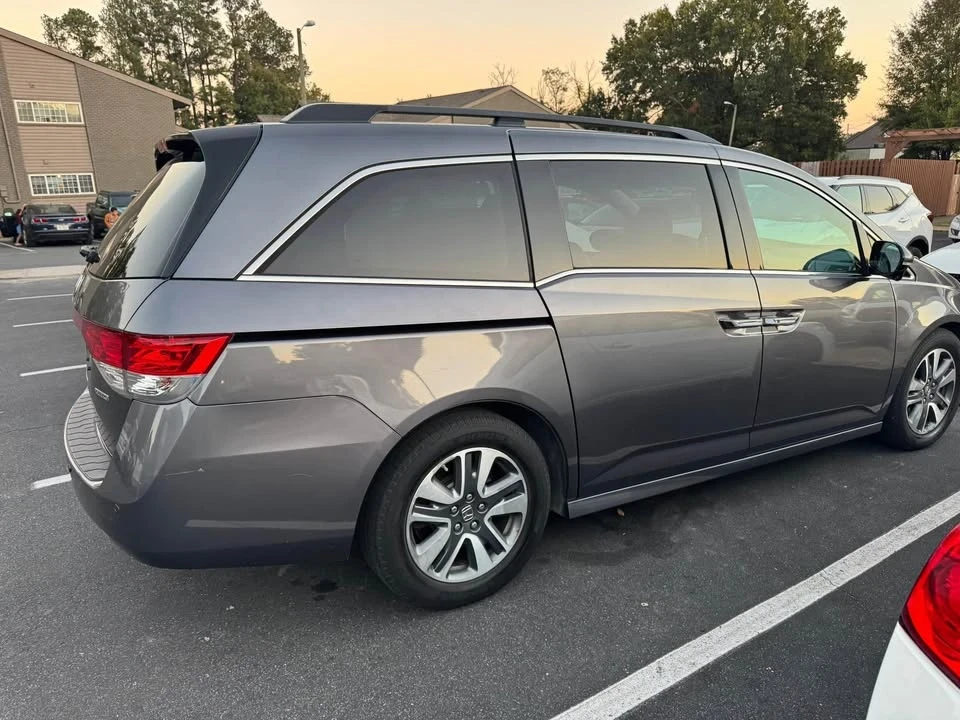 2015 Honda Odyssey - Image 6 of 10