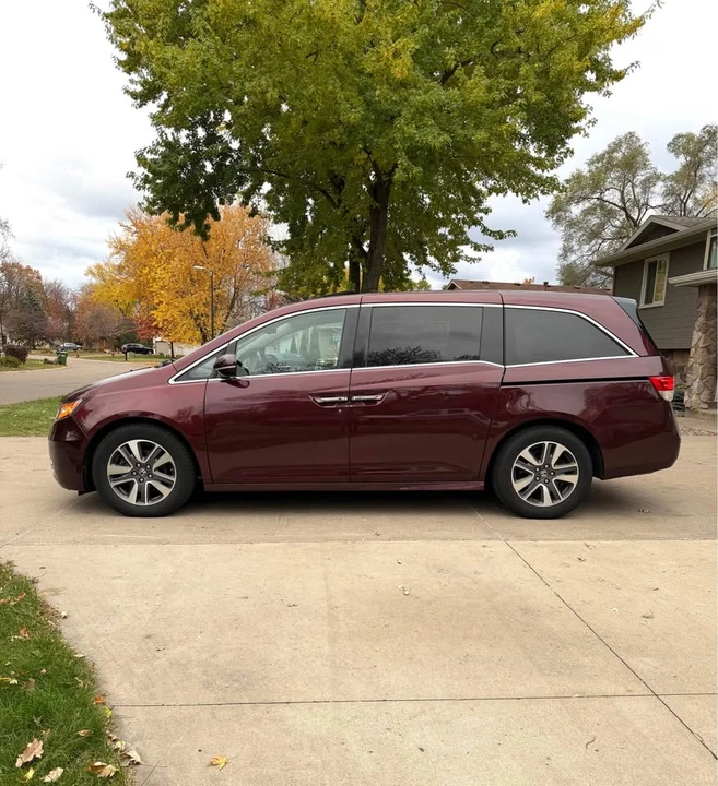 2015 Honda Odyssey - Image 6 of 15