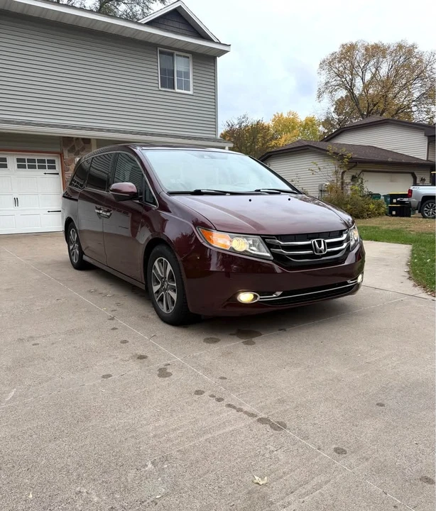 2015 Honda Odyssey - Image 2 of 14