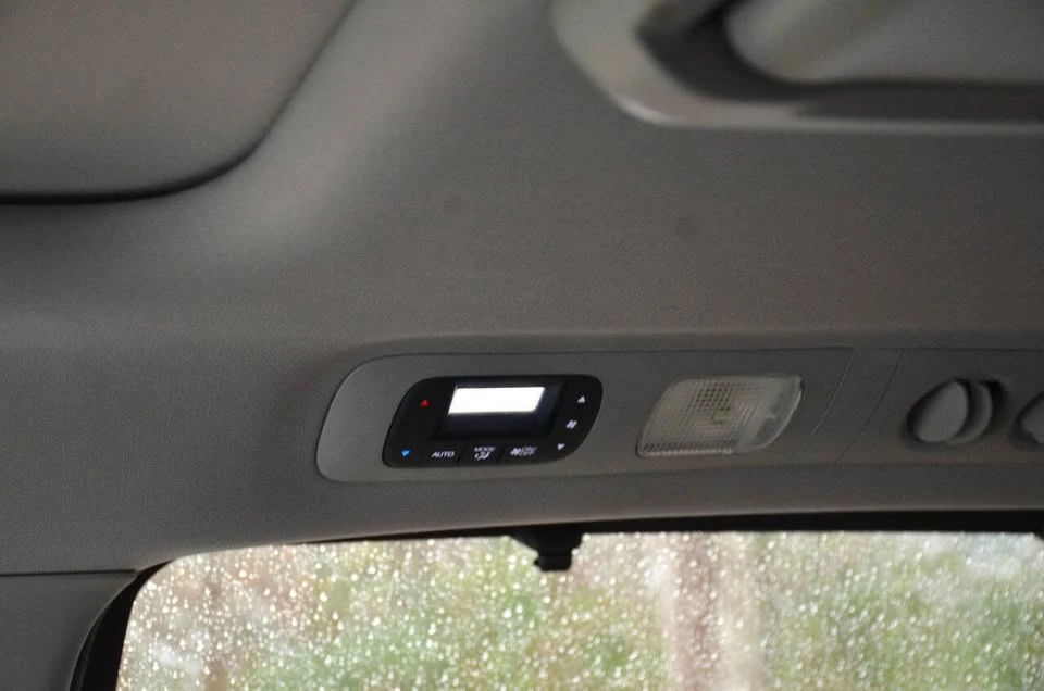 2015 Honda Odyssey - Image 13 of 20
