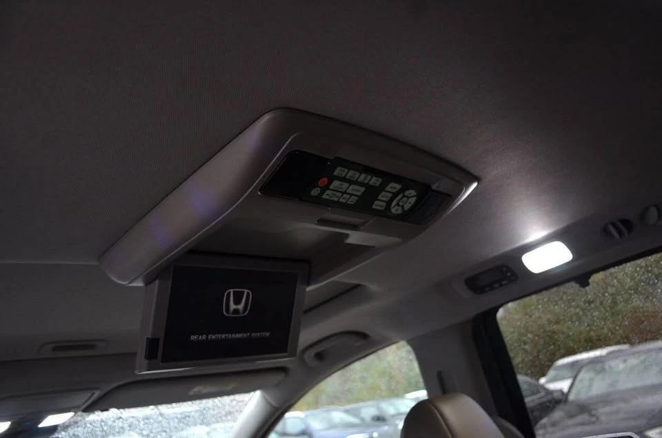 2015 Honda Odyssey - Image 8 of 20