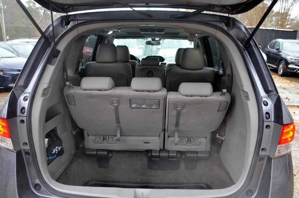 2015 Honda Odyssey - Image 19 of 20