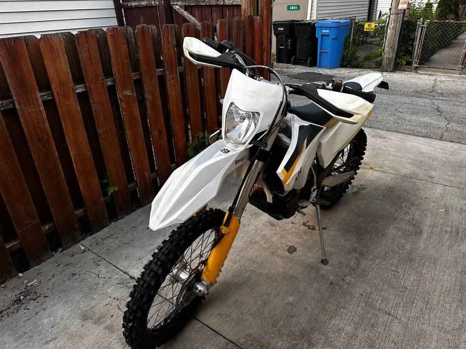 2015 Husqvarna - Image 7 of 7