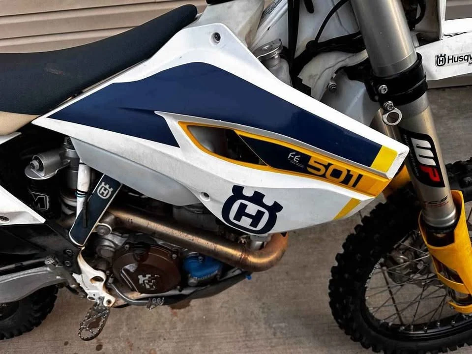 2015 Husqvarna - Image 4 of 7