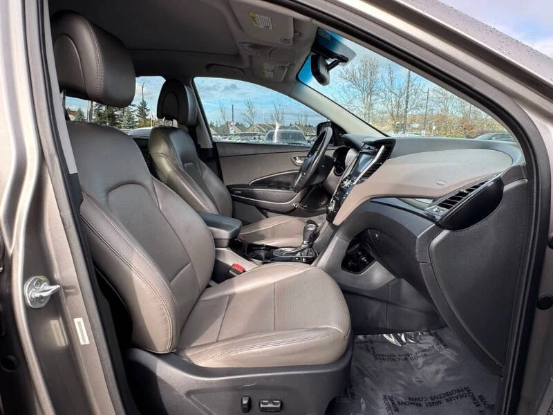 2015 Hyundai Santa Fe - Image 13 of 19