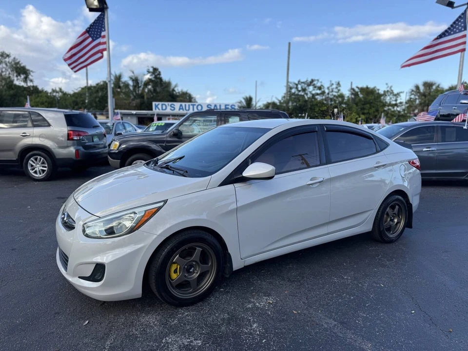 2015 Hyundai Accent - Image 4 of 21