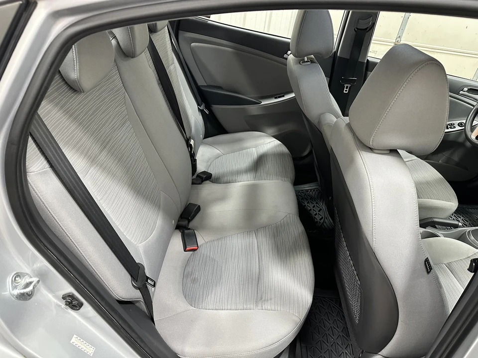 2015 Hyundai Accent - Image 17 of 21