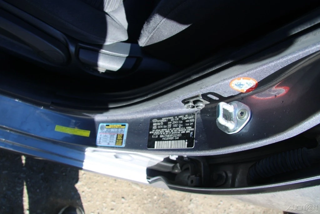 2015 Hyundai Accent - Image 9 of 21