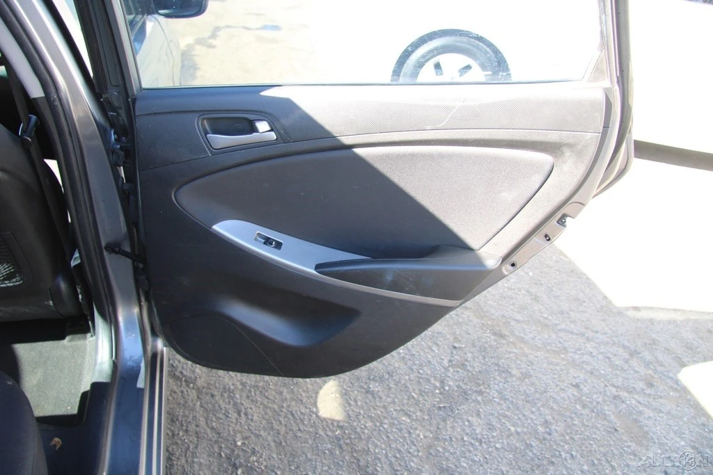 2015 Hyundai Accent - Image 20 of 21
