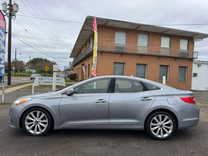 2015 Hyundai Azera - Image 10 of 12