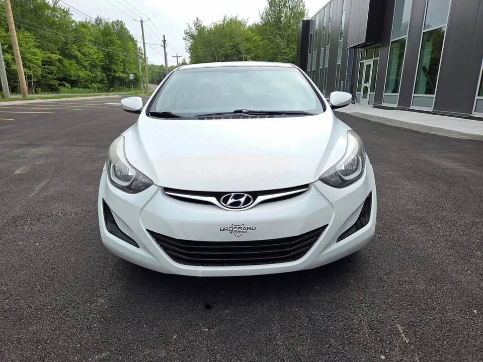 2015 Hyundai Elantra - Image 13 of 20