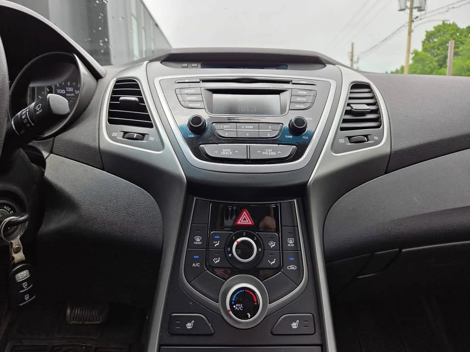 2015 Hyundai Elantra - Image 18 of 20