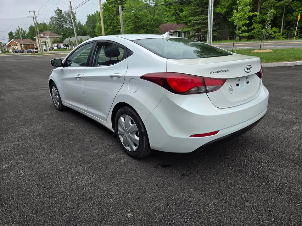 2015 Hyundai Elantra - Image 6 of 20