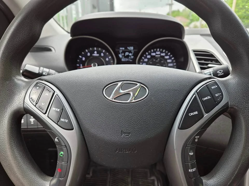 2015 Hyundai Elantra - Image 19 of 20
