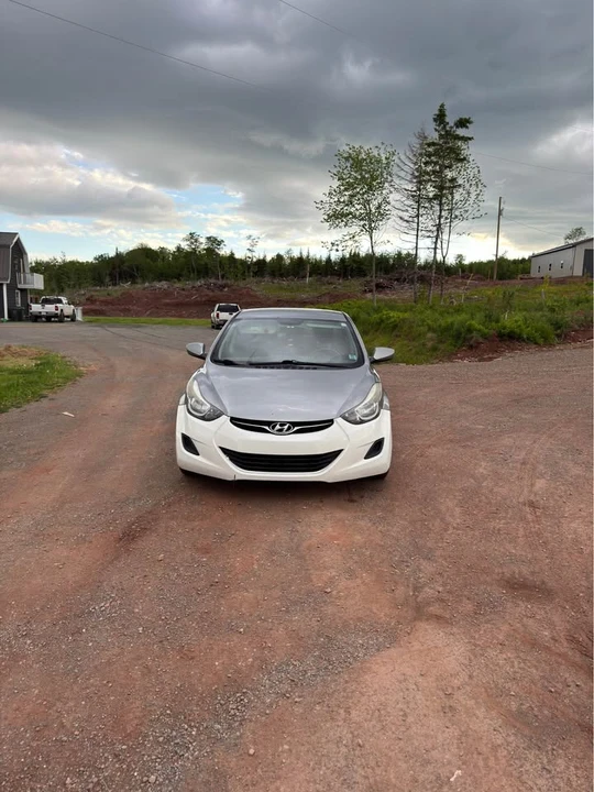 2015 Hyundai Elantra - Image 2 of 6