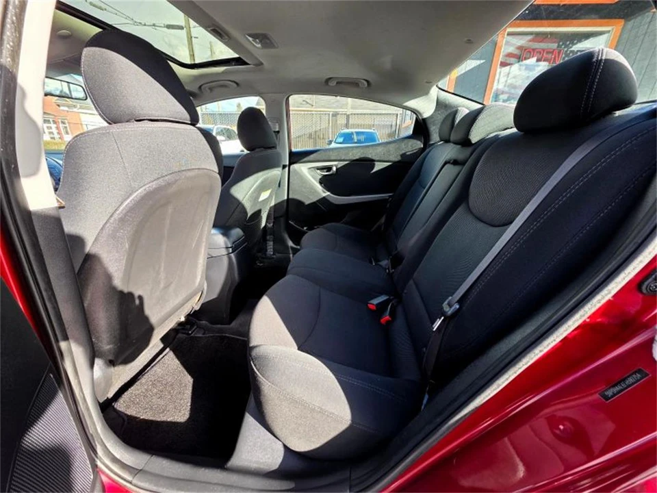 2015 Hyundai Elantra - Image 10 of 20