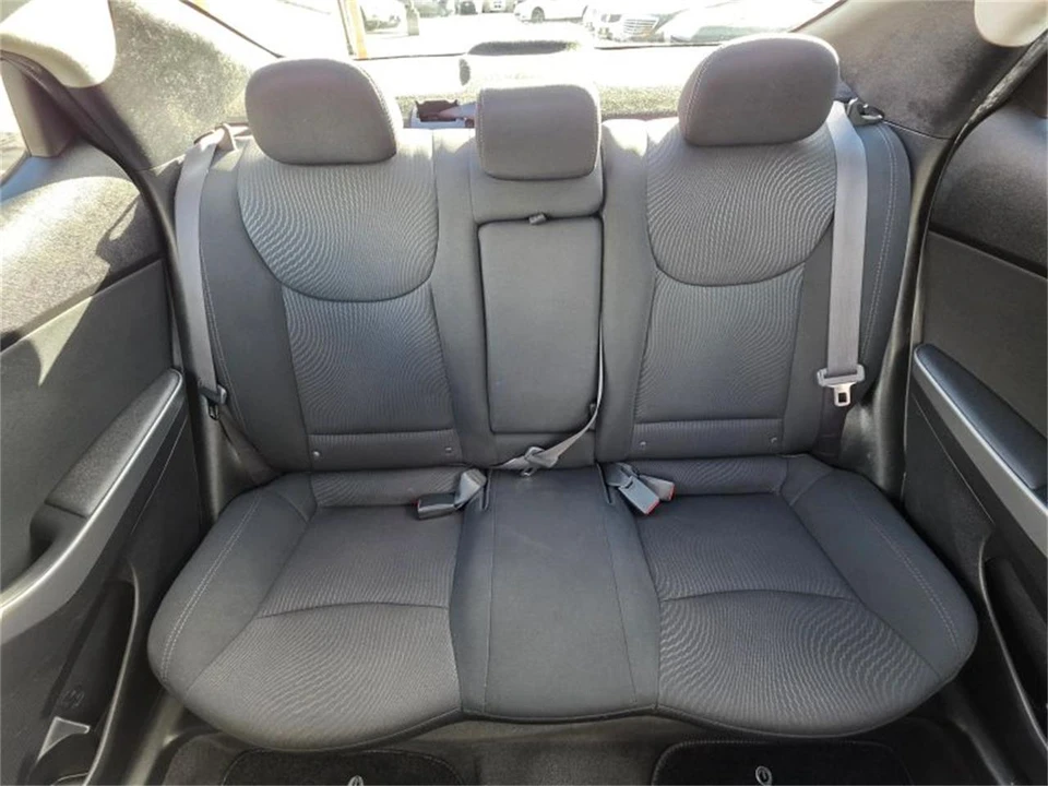 2015 Hyundai Elantra - Image 12 of 20