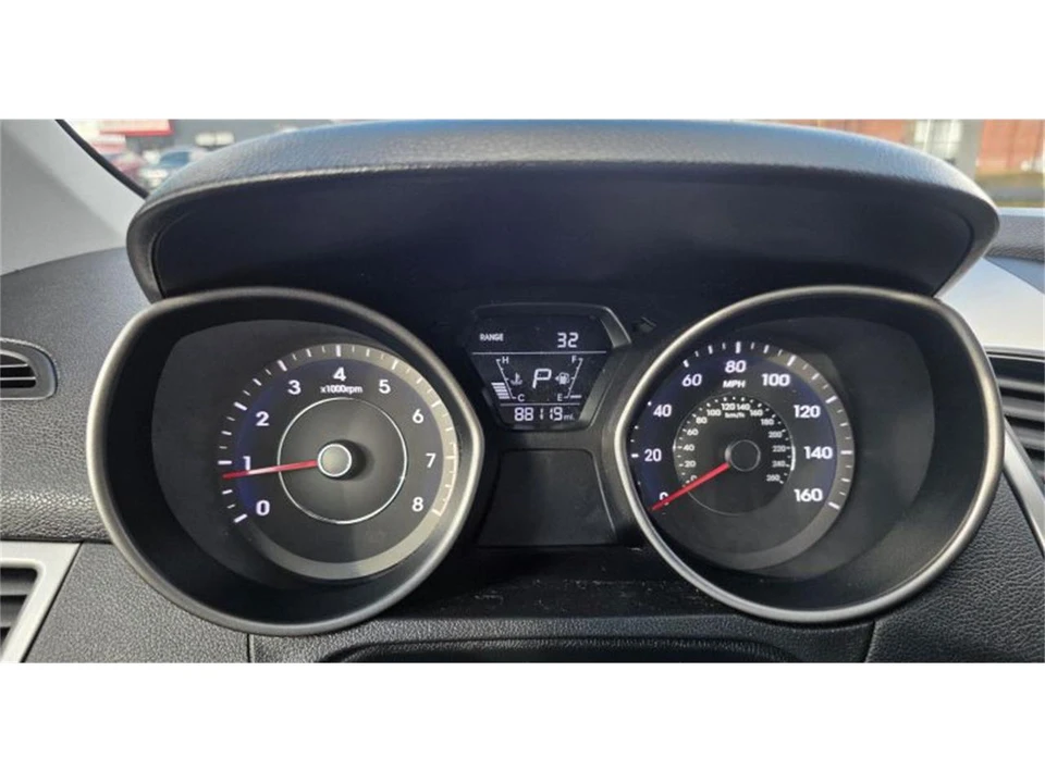 2015 Hyundai Elantra - Image 15 of 20