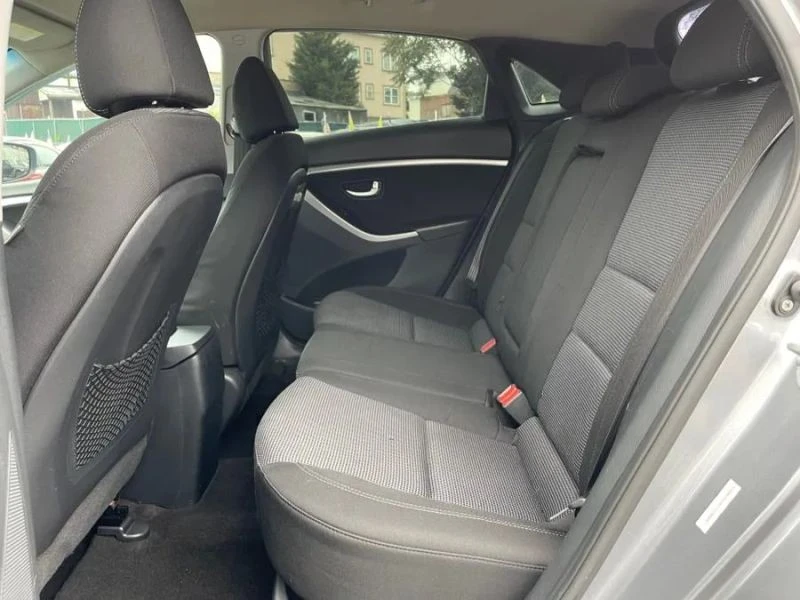 2015 Hyundai Elantra - Image 11 of 12