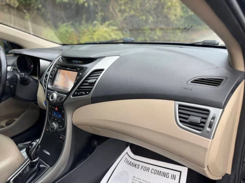 2015 Hyundai Elantra - Image 11 of 12