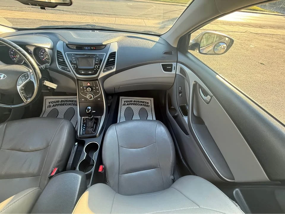 2015 Hyundai Elantra - Image 17 of 20