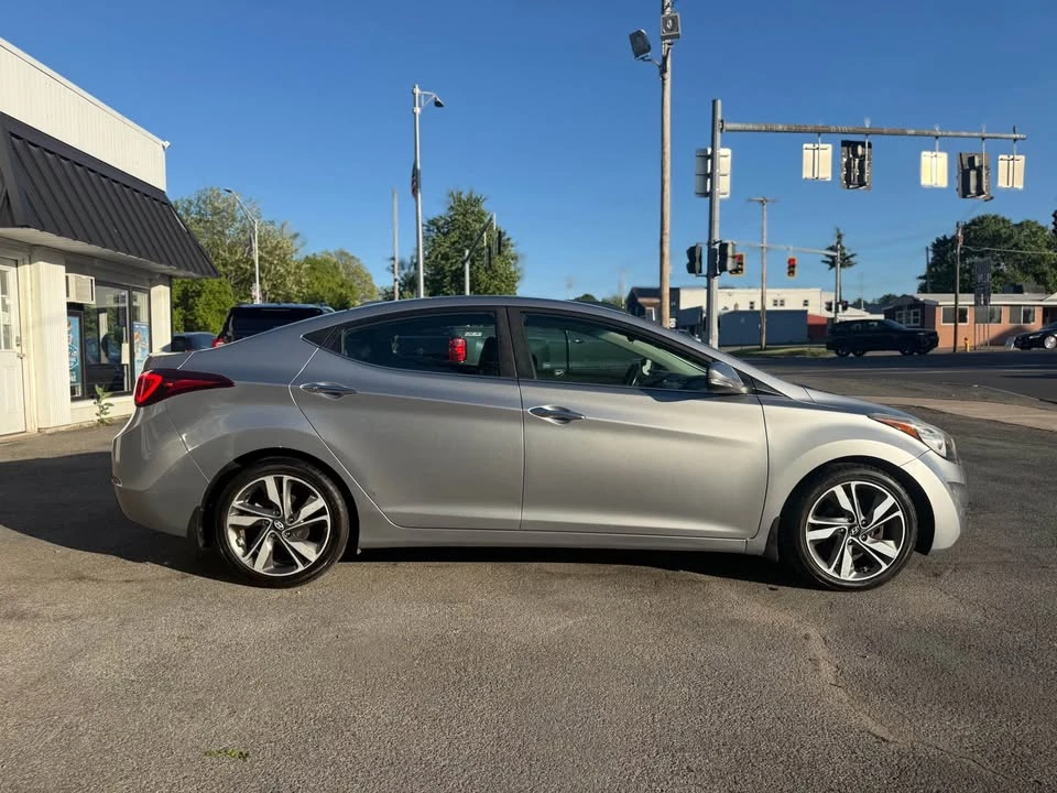 2015 Hyundai Elantra - Image 2 of 20