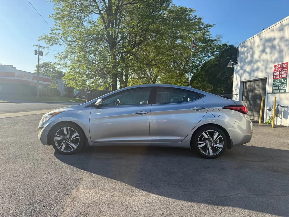 2015 Hyundai Elantra - Image 5 of 20