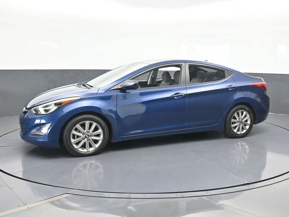 2015 Hyundai Elantra - Image 2 of 12