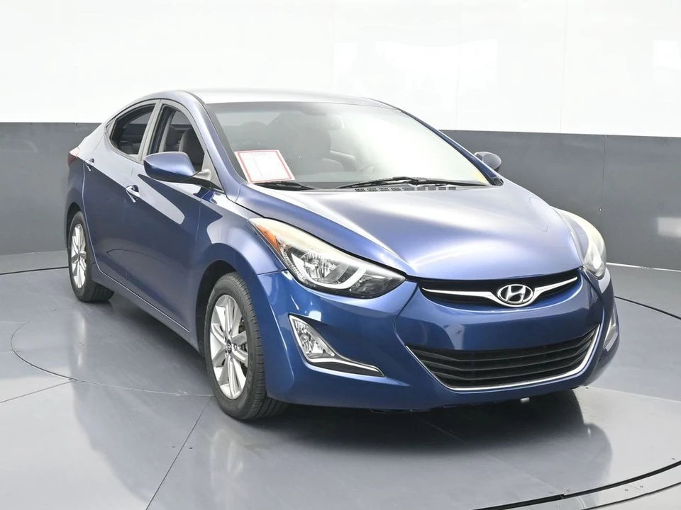2015 Hyundai Elantra - Image 9 of 12