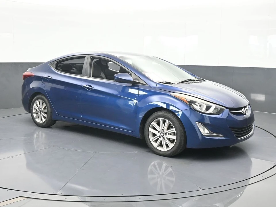 2015 Hyundai Elantra - Image 8 of 12