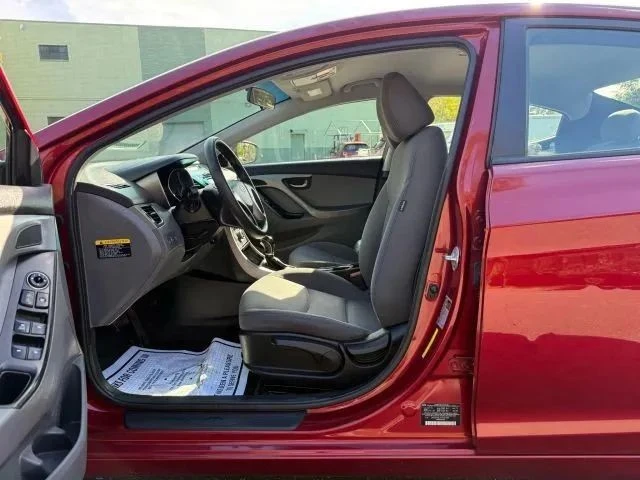 2015 Hyundai Elantra - Image 11 of 12