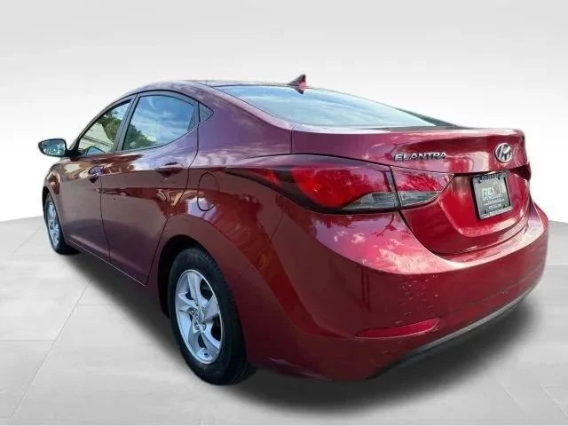 2015 Hyundai Elantra - Image 4 of 12