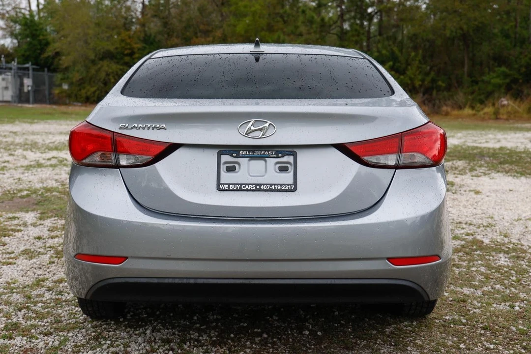 2015 Hyundai Elantra - Image 7 of 21