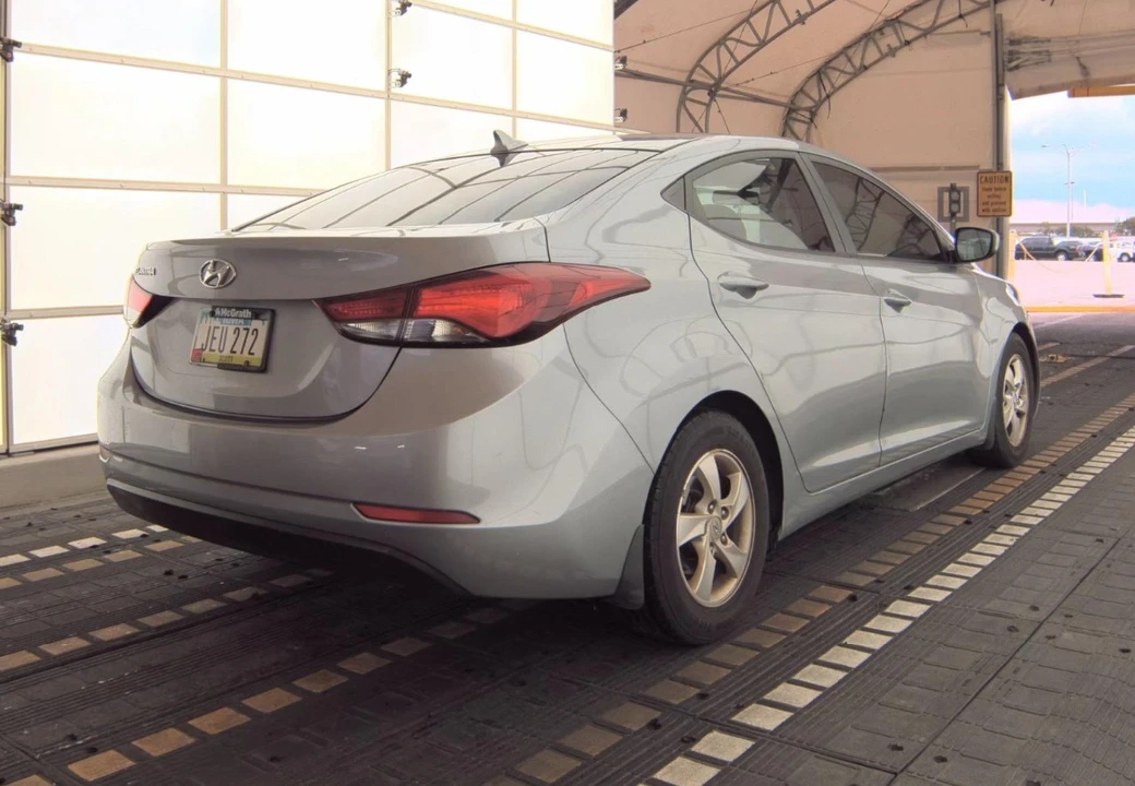 2015 Hyundai Elantra - Image 5 of 12