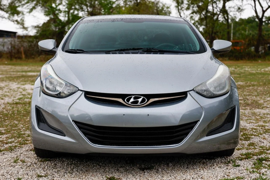 2015 Hyundai Elantra - Image 19 of 21