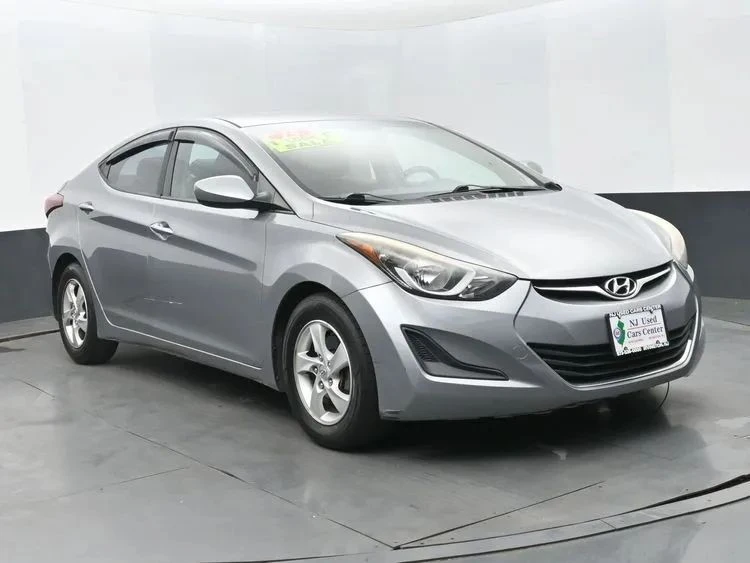 2015 Hyundai Elantra - Image 2 of 12