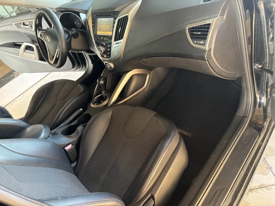 2015 Hyundai Elantra - Image 4 of 8