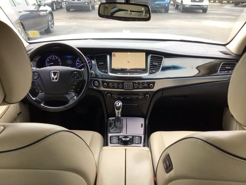 2015 Hyundai Equus - Image 15 of 20