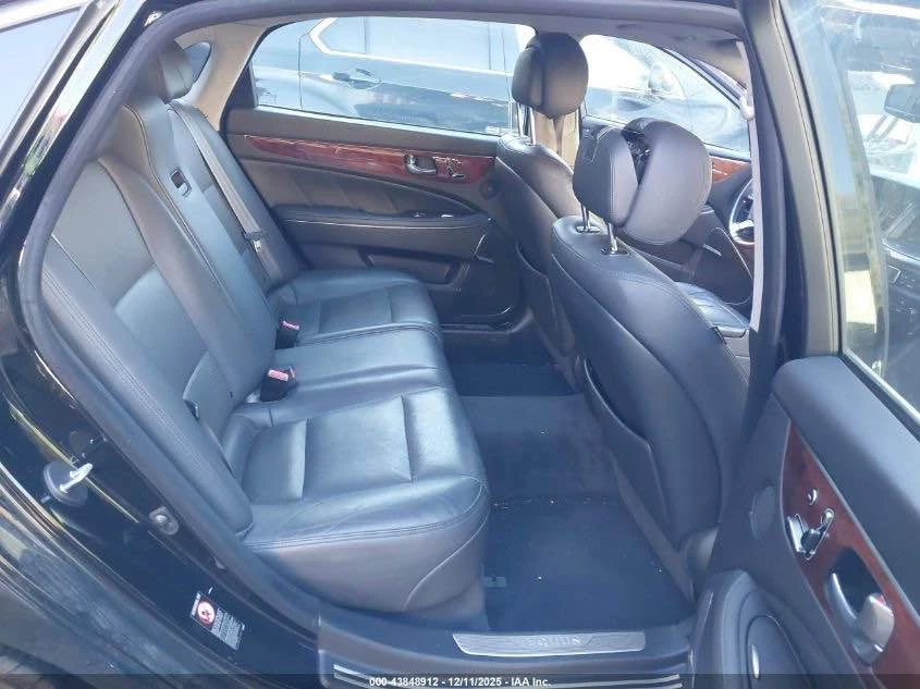 2015 Hyundai Equus - Image 6 of 10
