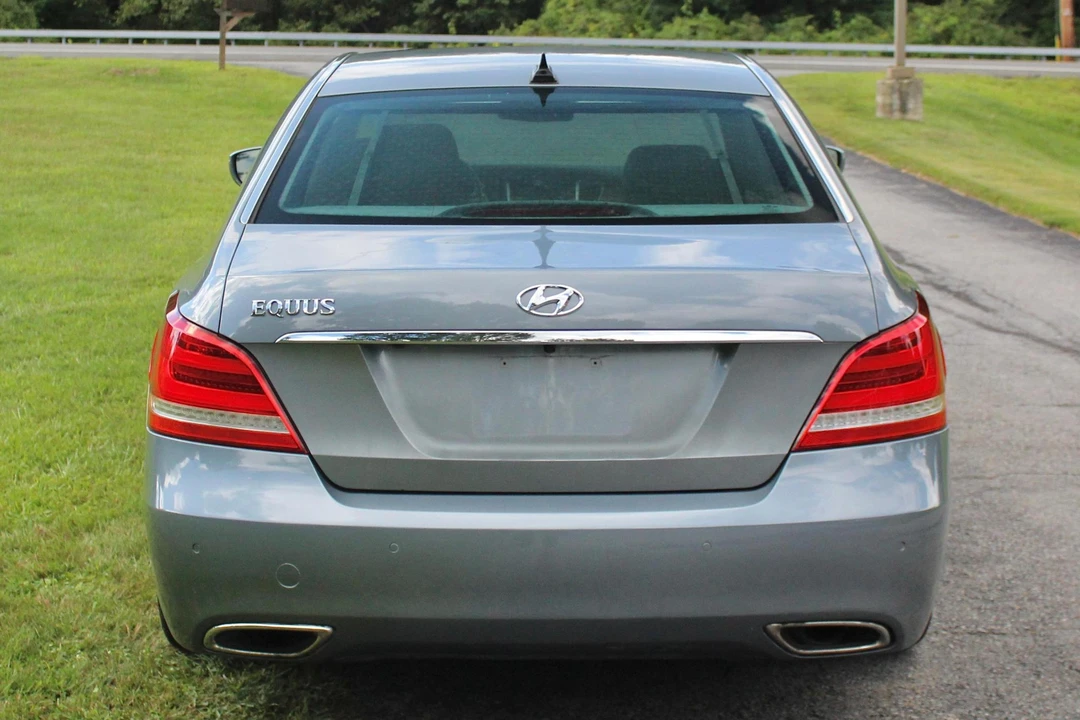 2015 Hyundai Equus - Image 5 of 31