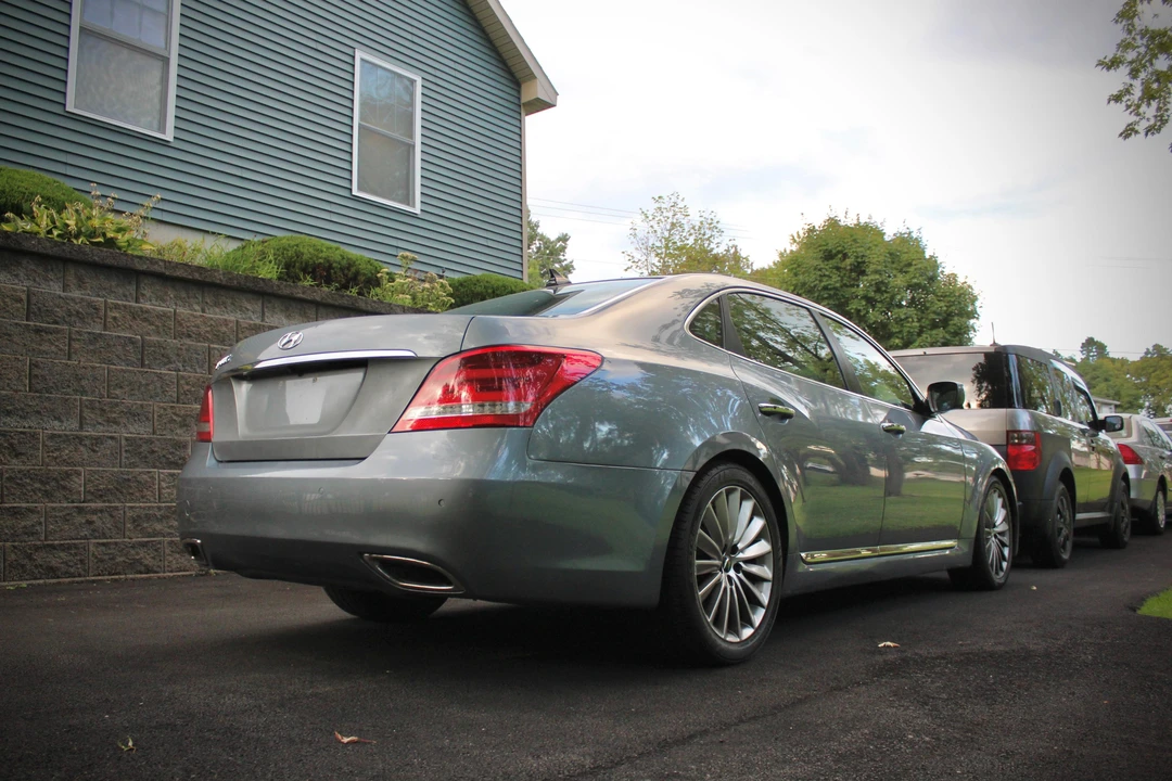 2015 Hyundai Equus - Image 7 of 31