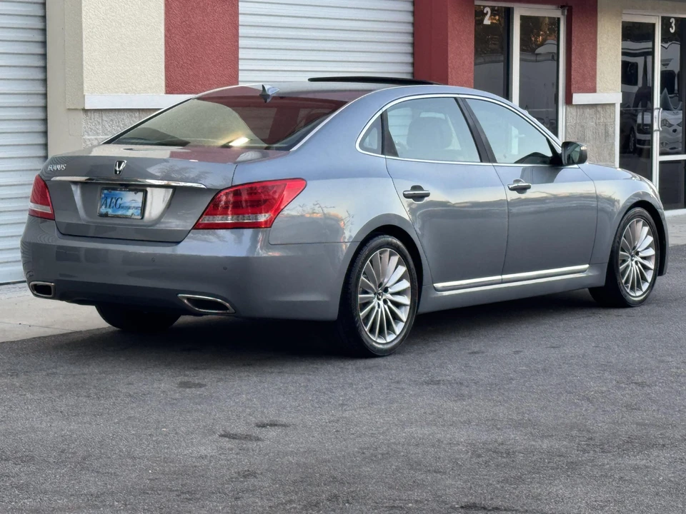 2015 Hyundai Equus - Image 26 of 31